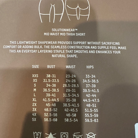 Skims Seamless Sculpt Shorts - Picture 3 of 4